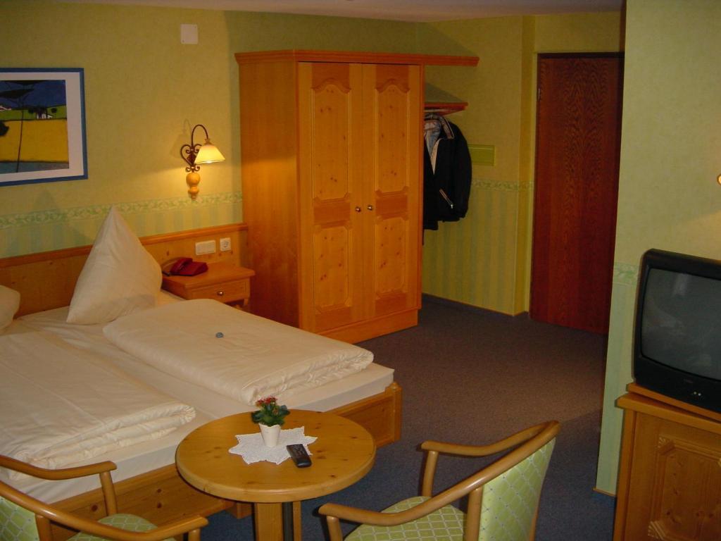 Landgasthof Schuck Idar-Oberstein Room photo